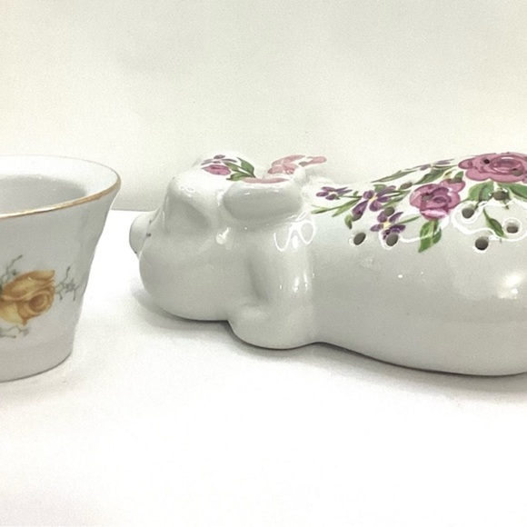 Vintage Porcelain Figurine Lot - Picture 4 of 7